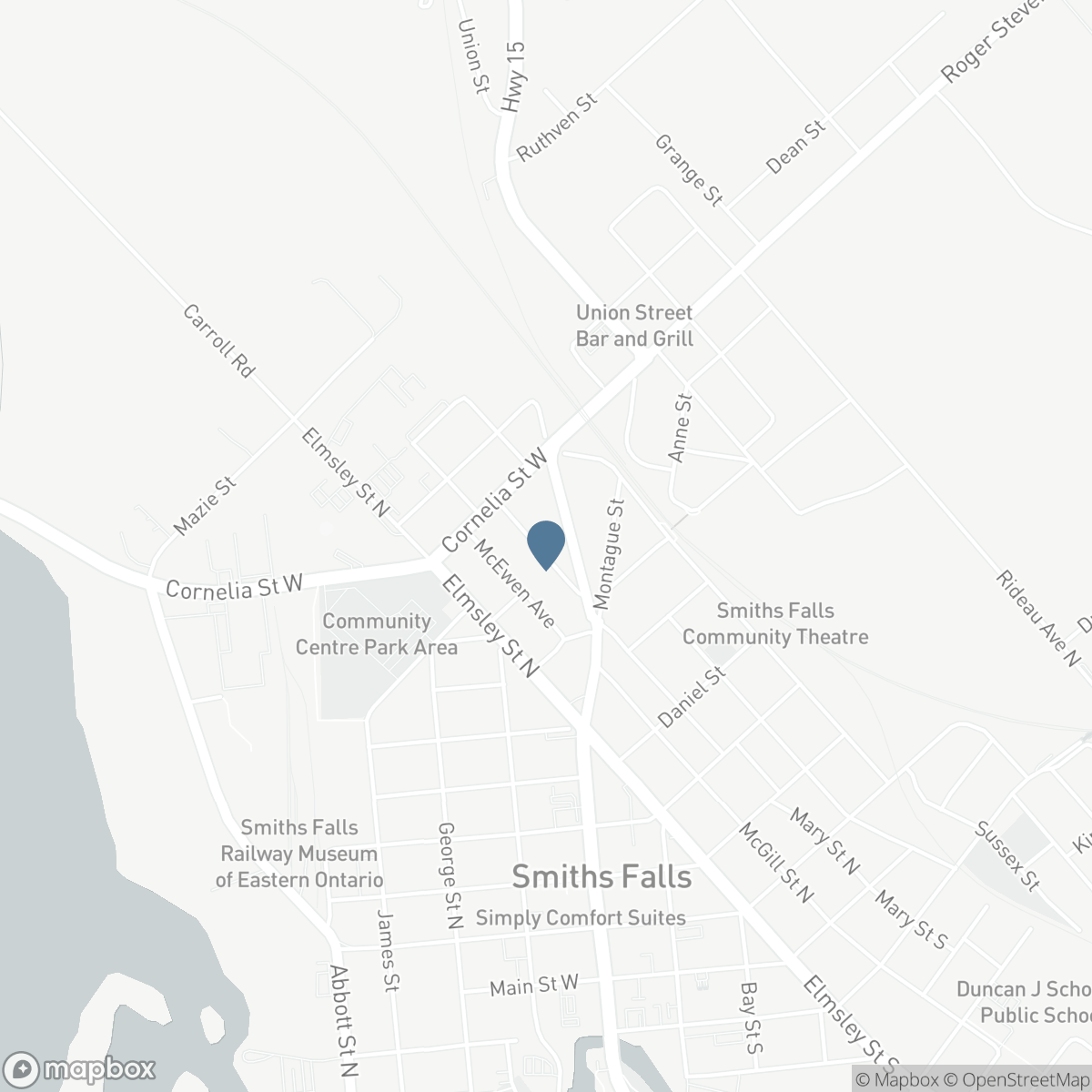25 KENSINGTON AVENUE, Smiths Falls, Ontario K7A 2K6